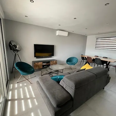 בית נופש Maison Neuve Vecchio *