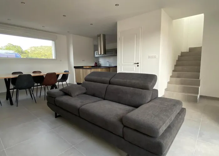 Maison Neuve Vecchio בית נופש *