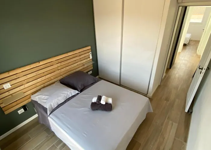 Maison Neuve Vecchio פורטו-וישיו