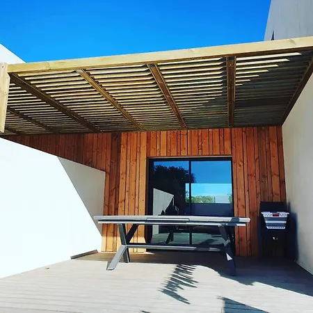 Maison Neuve Vecchio בית נופש