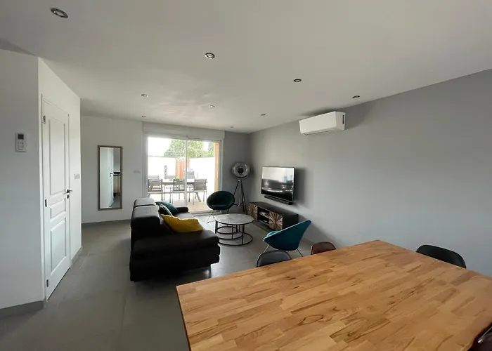 Maison Neuve Vecchio * Porto-Vecchio (Corsica)