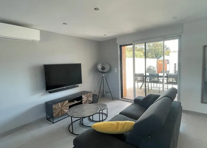 Maison Neuve Vecchio Tatil Evi *